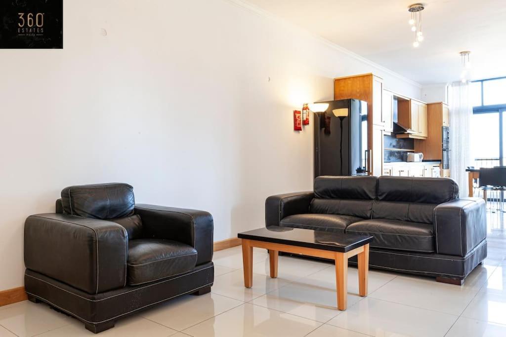 Comfortable Penthouse, Served With Lift, Wifi & Ac By 360 Estates Gzira Exterior photo